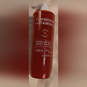 New Italian-made Harbor Tumeric Vitamin C Exfoliating Body Wash, 33.1 Fl Oz